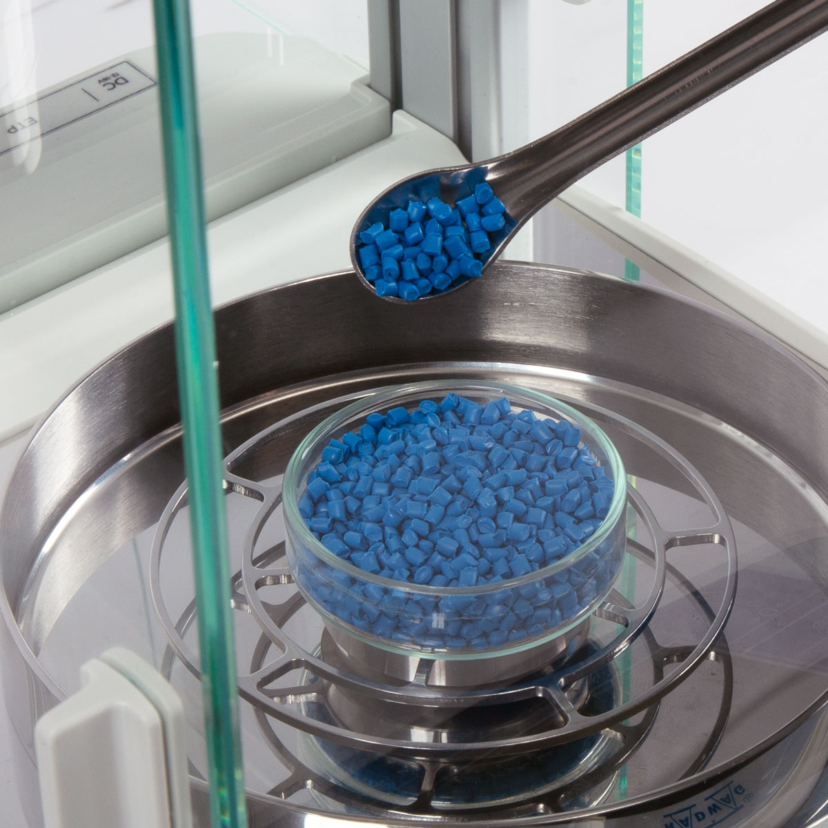 Analysenwaage AS 82/220.R2 PLUS