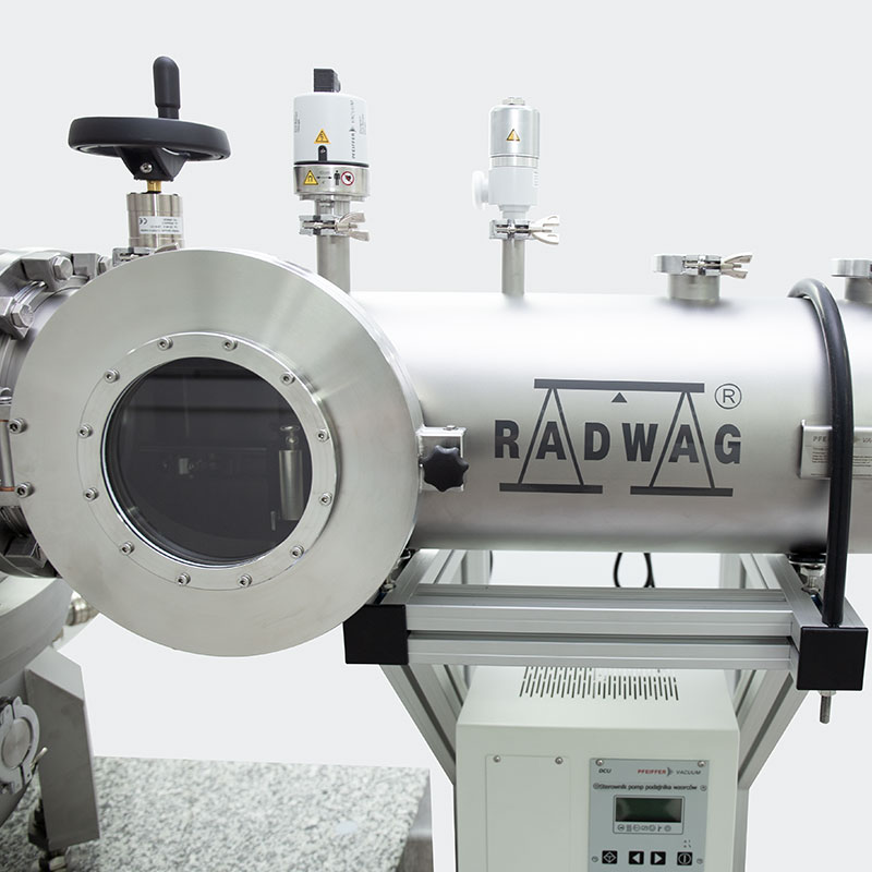 Automatischer Vakuum-Massekomparator mit Pumpen und Load-Lock-System AVK-1000.5Y.LLS