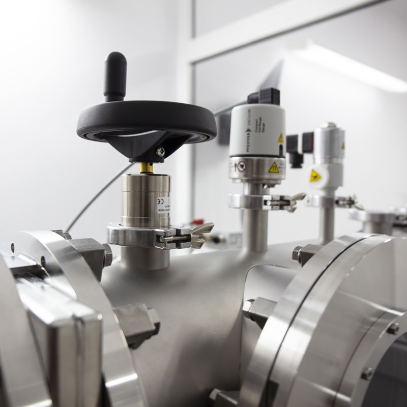 Automatischer Vakuum-Massekomparator mit Pumpen und Load-Lock-System AVK-1000.5Y.LLS